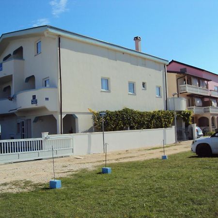 Danijela Apartman Nin Kültér fotó